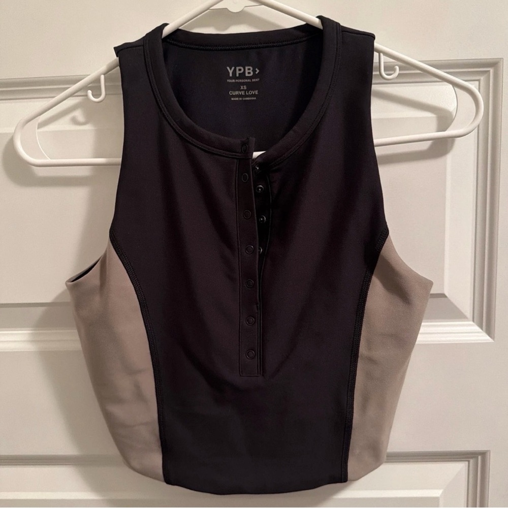 Abercrombie YPB Curve Love Black and Tan Crop Top